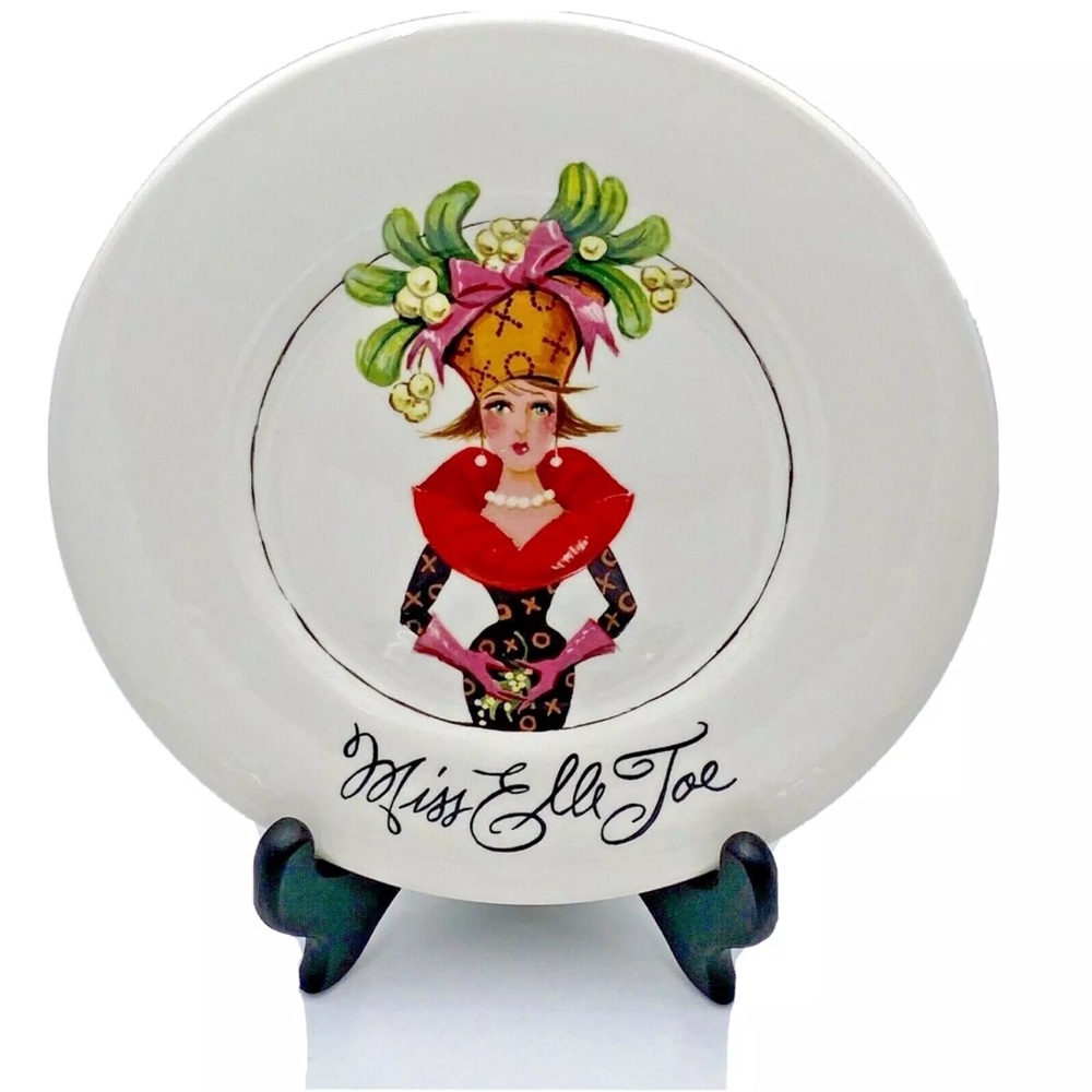 Miss Elle Toe Holiday Shoppers Made for Neiman Marcus Round Decorative Plate 8”